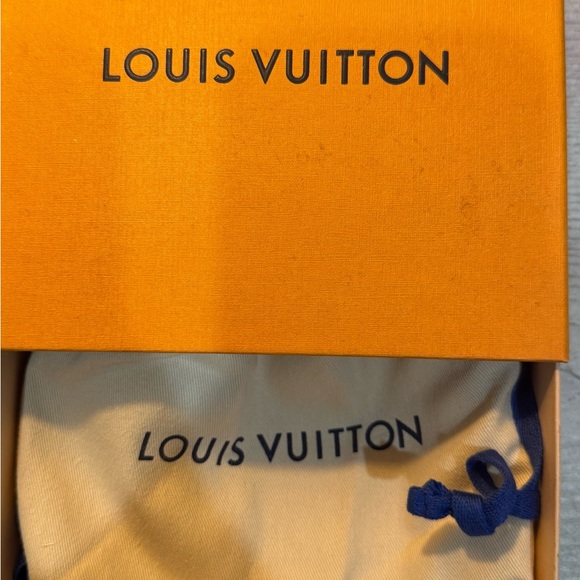 Louis Vuitton Brown Monogram Belt - Picture 5 of 5